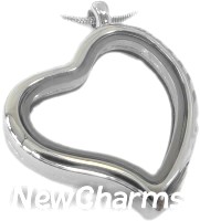 Curvy Heart Necklace